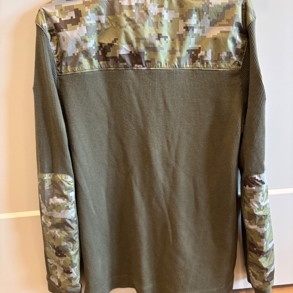 Men's Size M Nike Olive New England Patriots Salute To Service Long Slee… - Picture 2 of 14